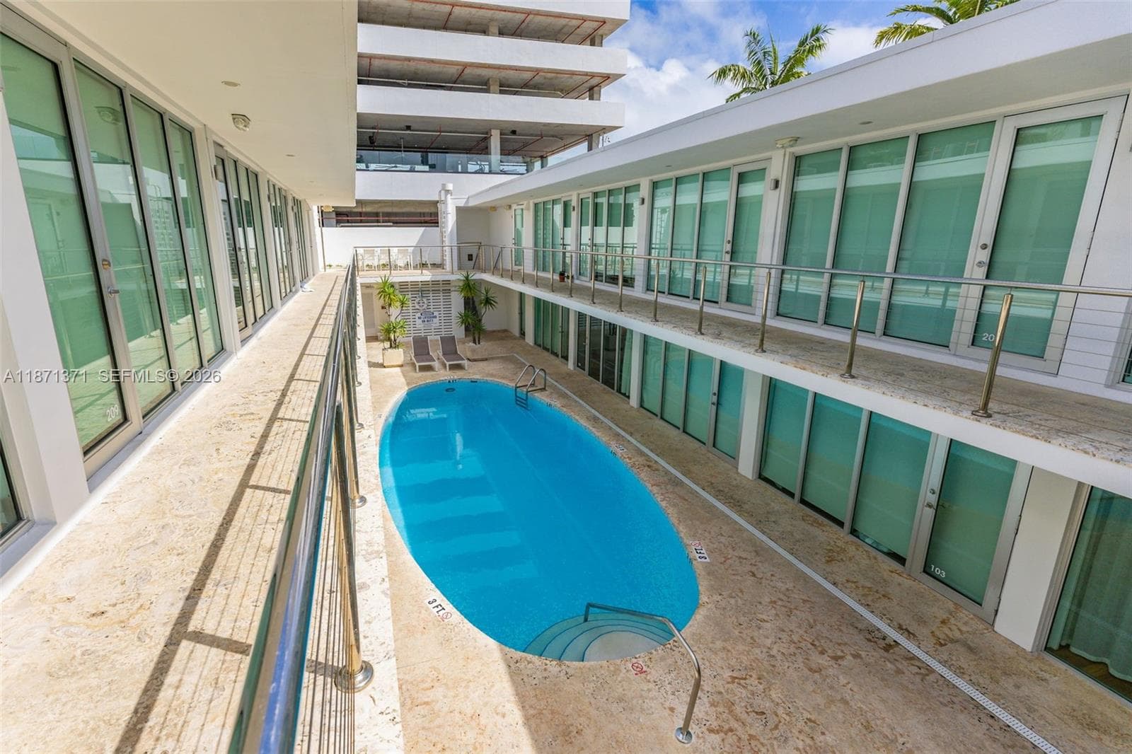 A11871371 — Miami Beach — 22