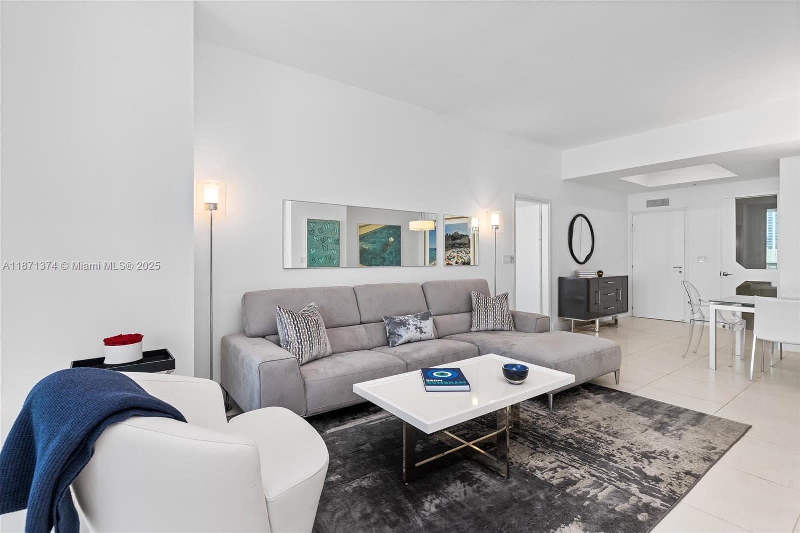 A11871374 — Miami Beach — 2
