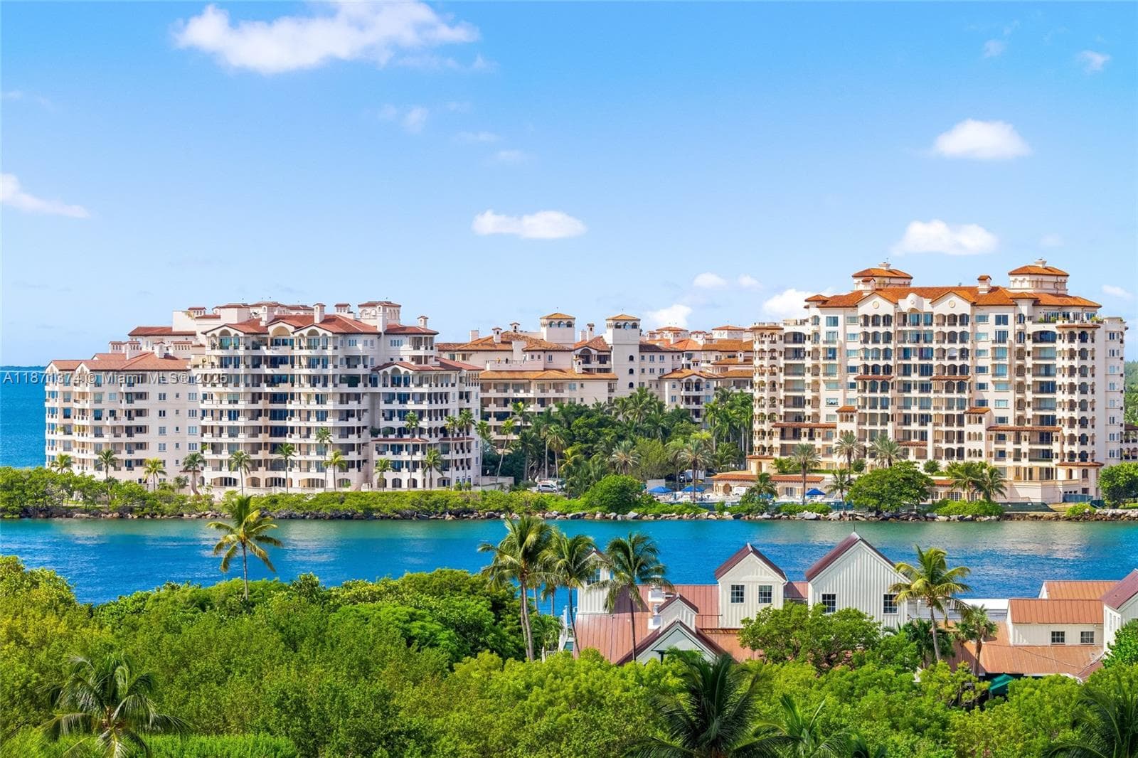 A11871374 — Miami Beach — 13
