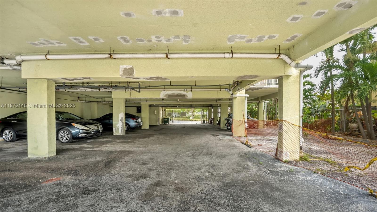 A11872145 — Miami Beach — 26