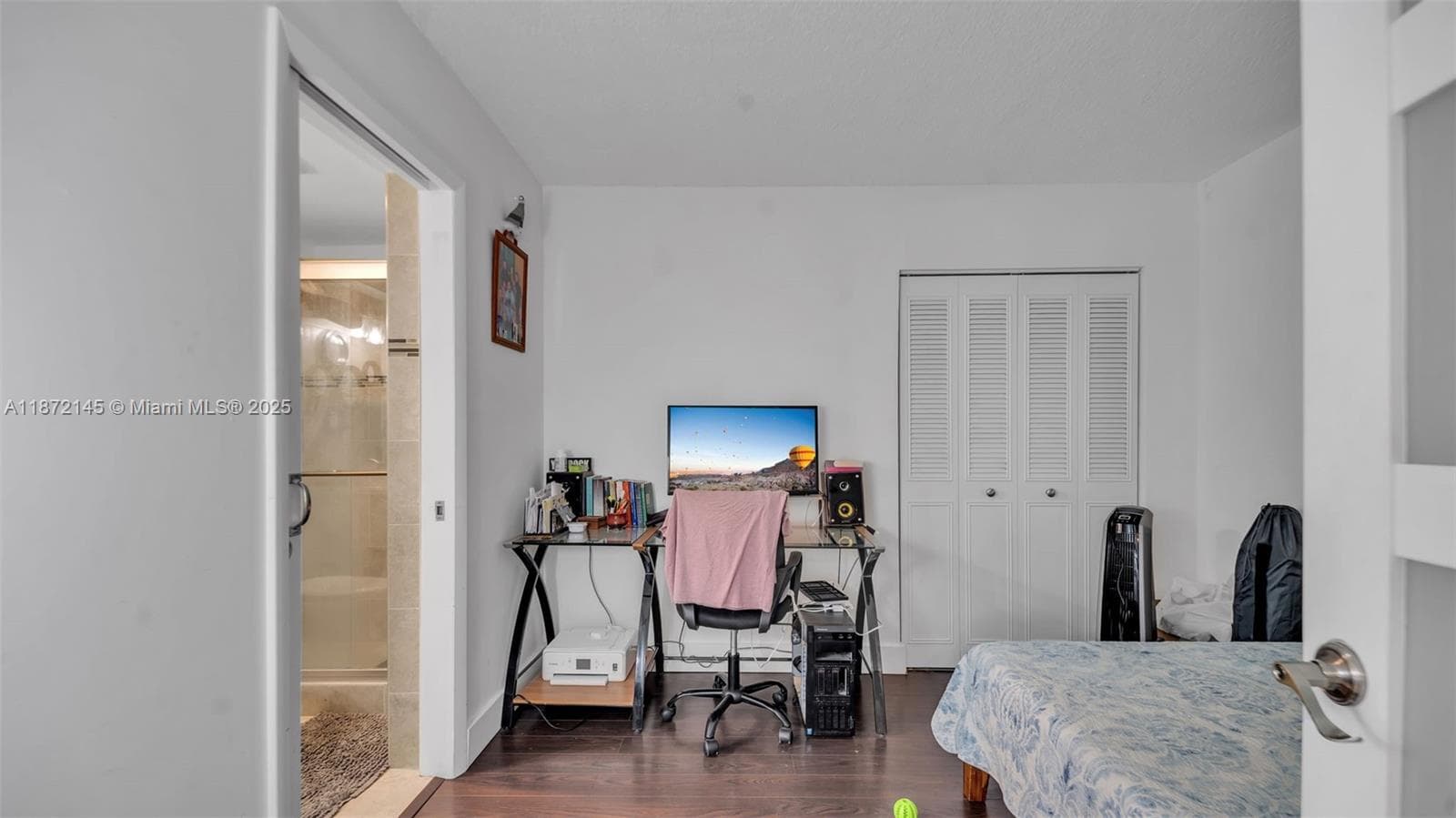 A11872145 — Miami Beach — 18