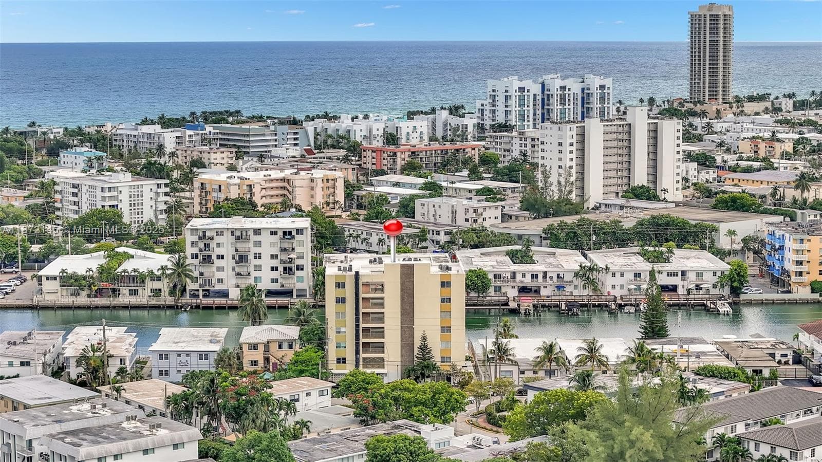 A11872145 — Miami Beach — 29