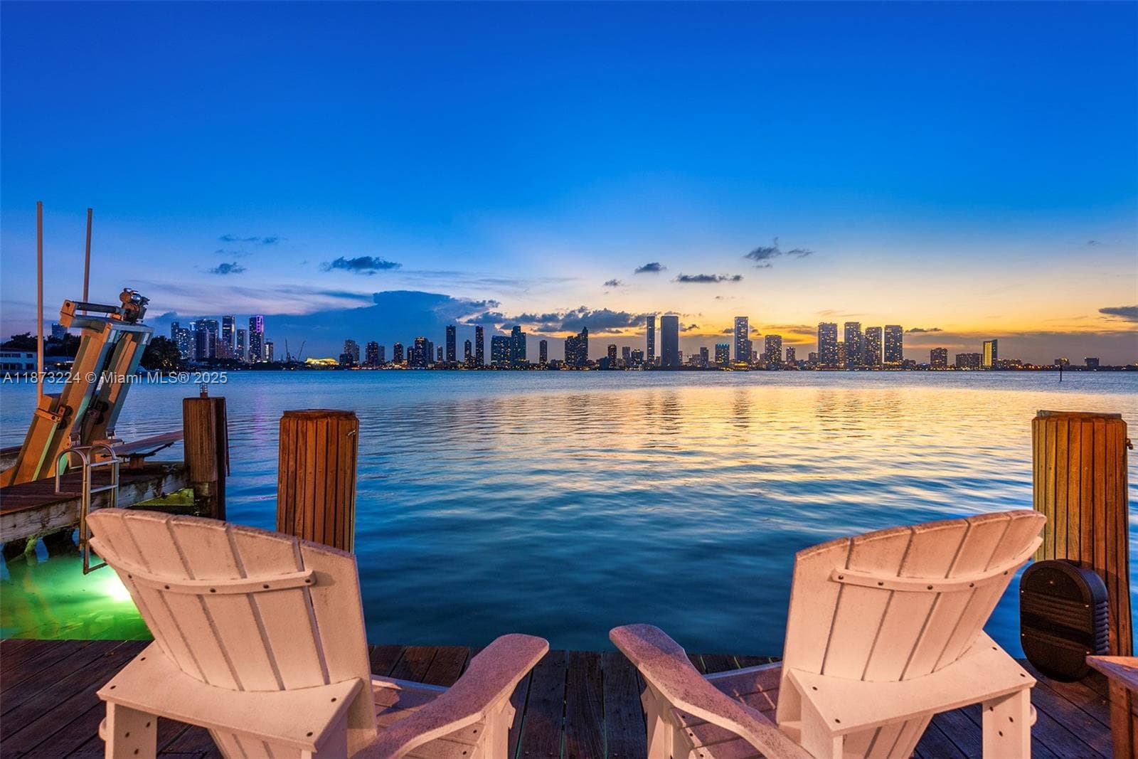 A11873224 — Miami Beach — 27