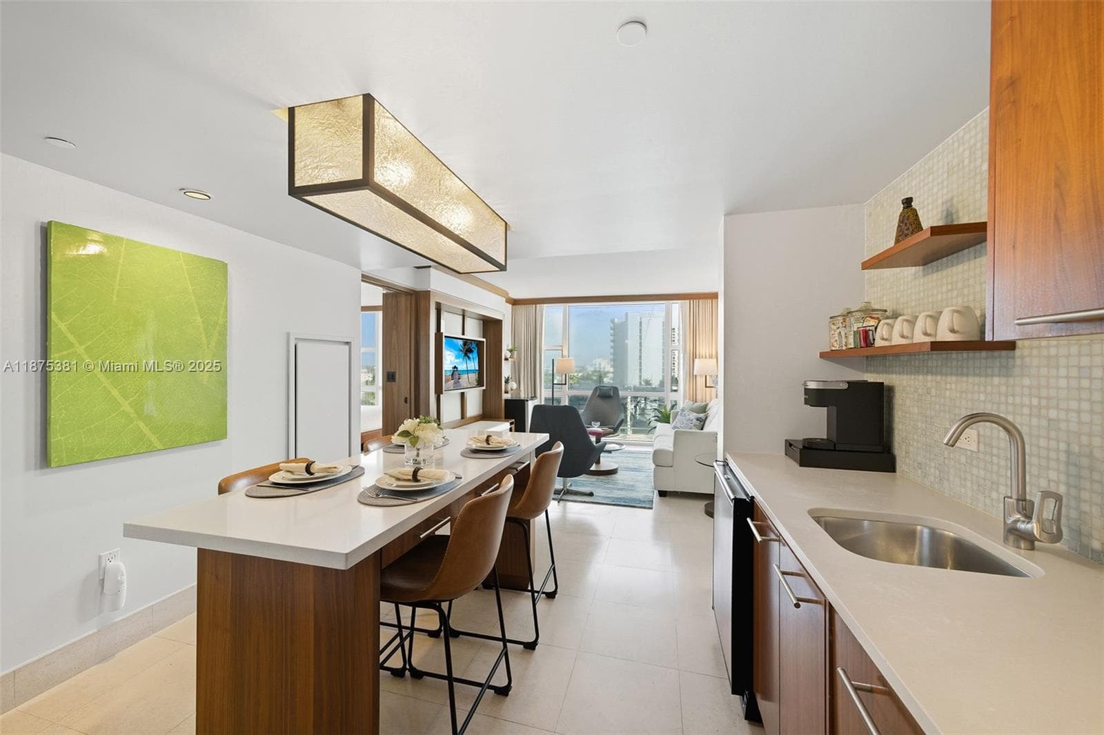A11875381 — Miami Beach — 13