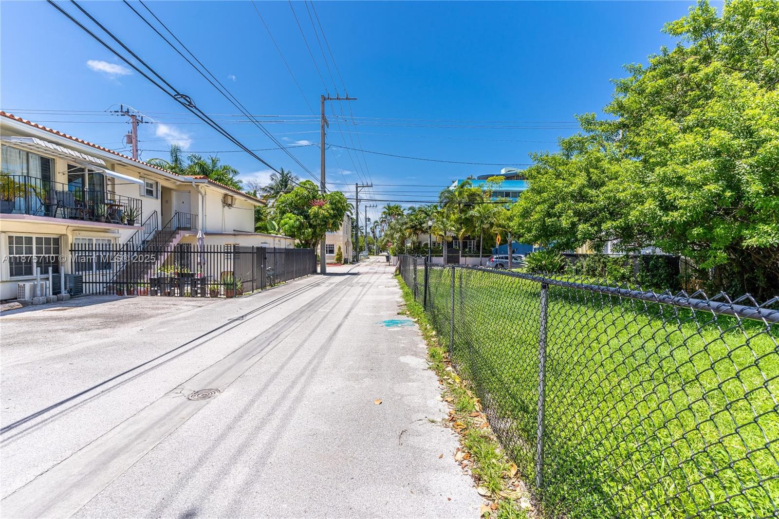 A11875710 — Miami Beach — 3