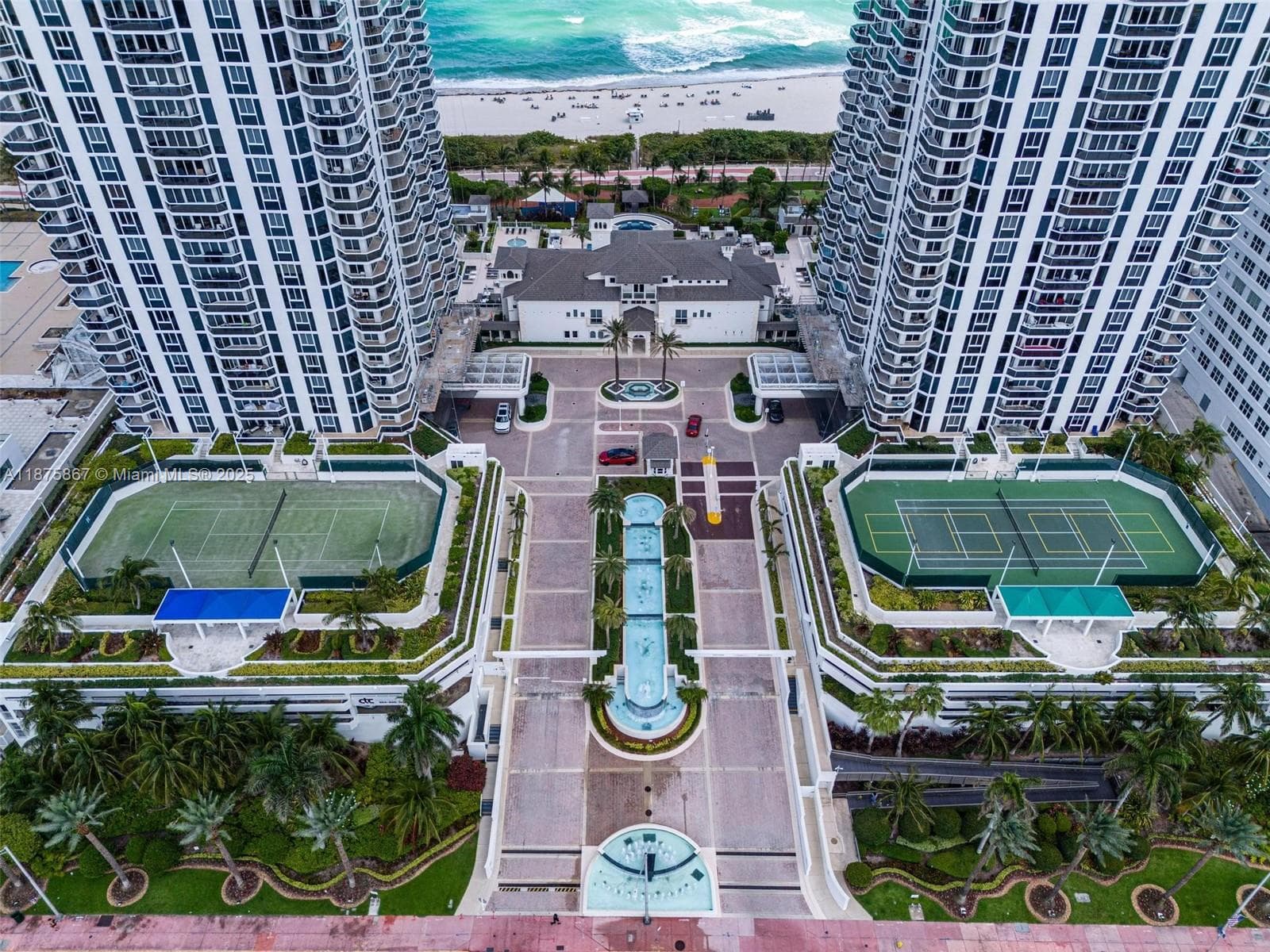 A11875867 — Miami Beach — 23