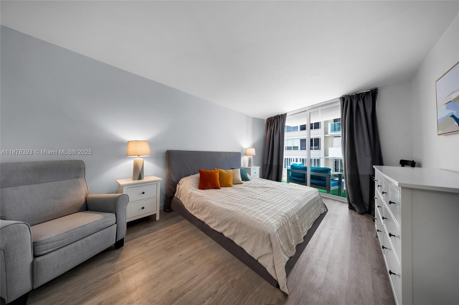 A11876393 — Miami Beach — 21