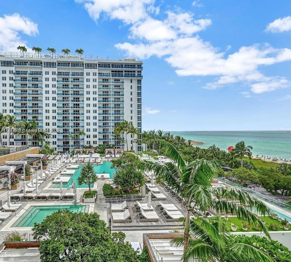 A11877000 — Miami Beach — 26