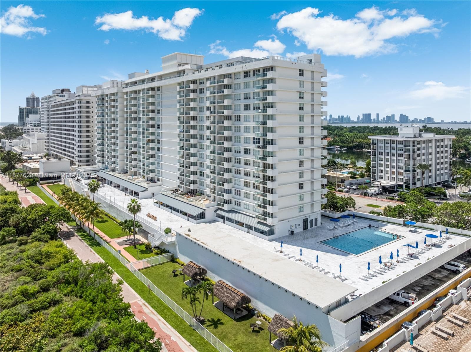A11877628 — Miami Beach — 27