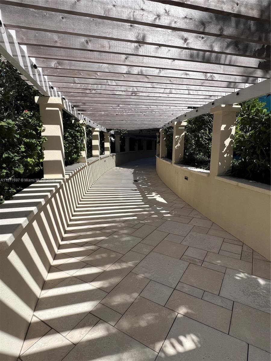 A11877697 — Miami Beach — 62
