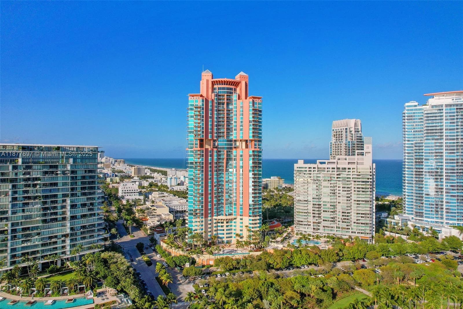 A11877697 — Miami Beach — 13