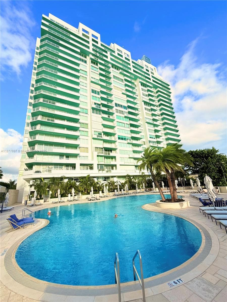 A11877697 — Miami Beach — 26