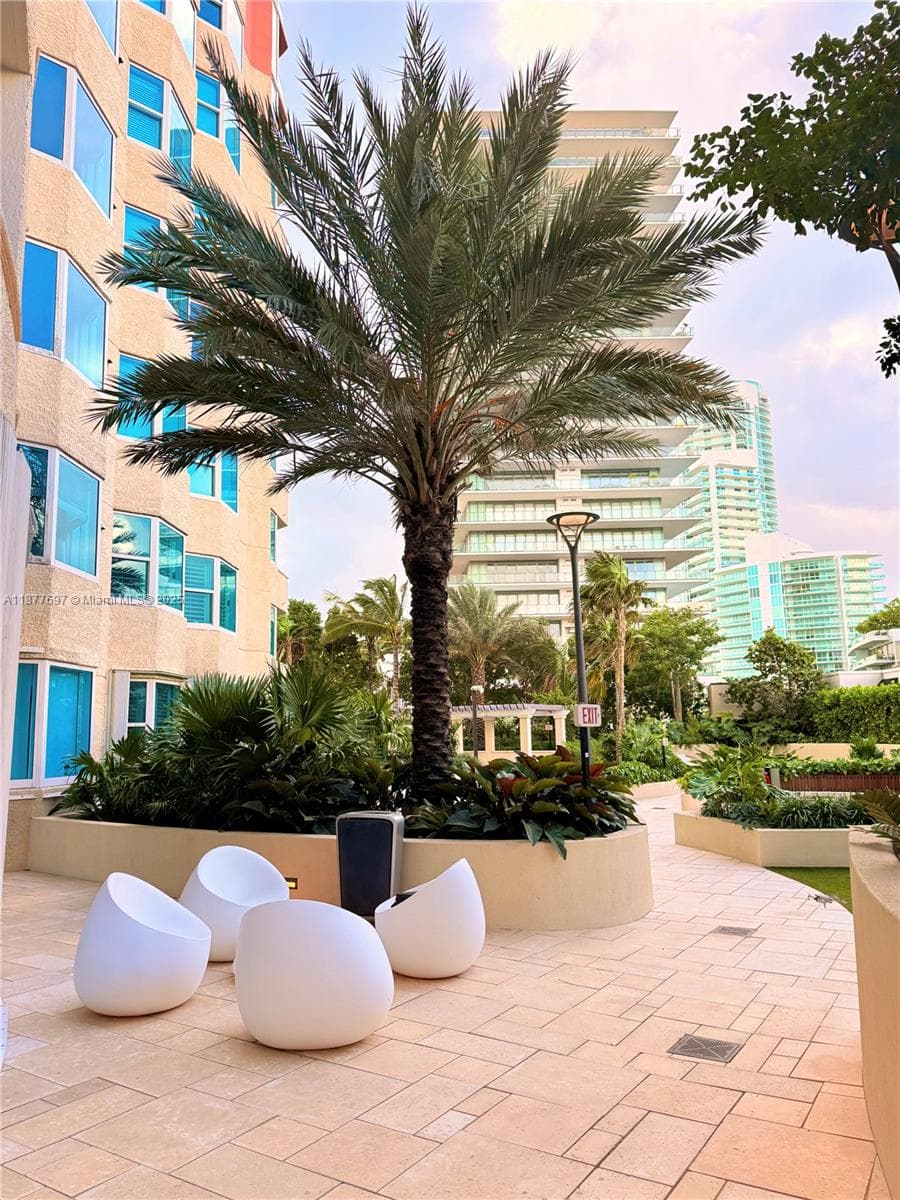 A11877697 — Miami Beach — 49