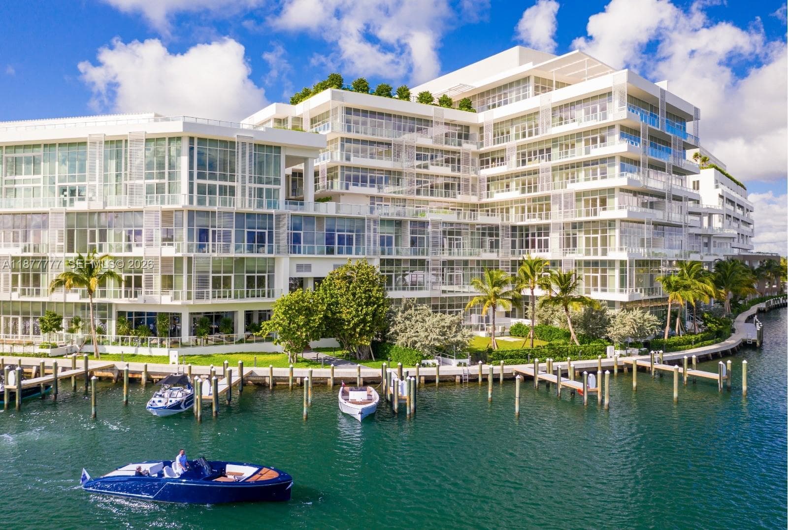 A11877777 — Miami Beach — 28