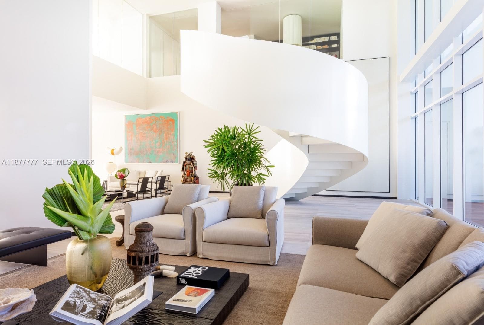 A11877777 — Miami Beach — 31