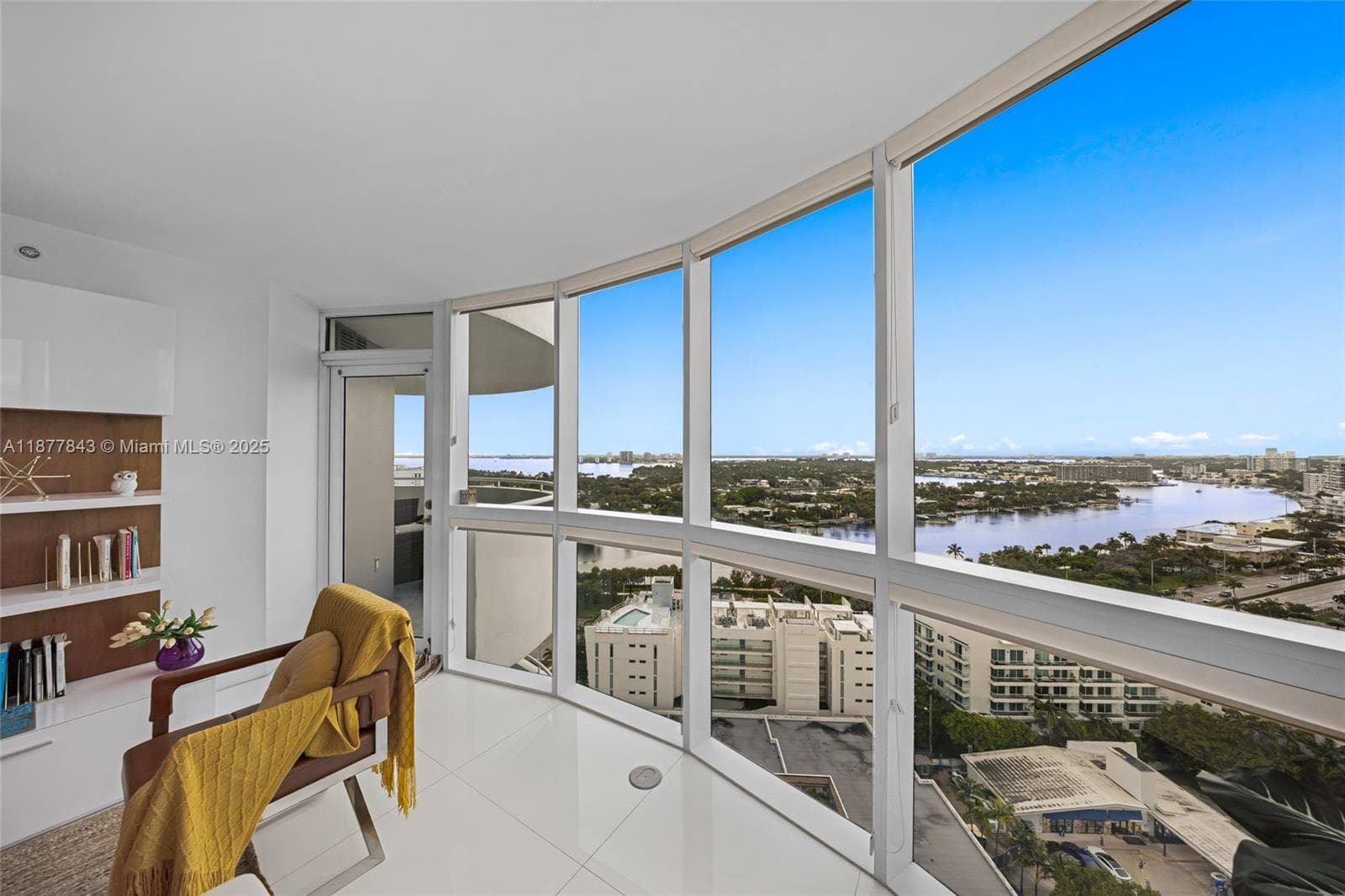 A11877843 — Miami Beach — 4