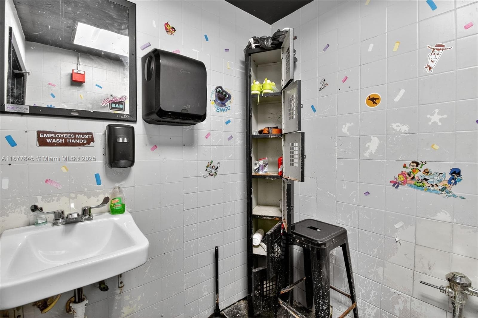 A11877845 — Miami Beach — 20