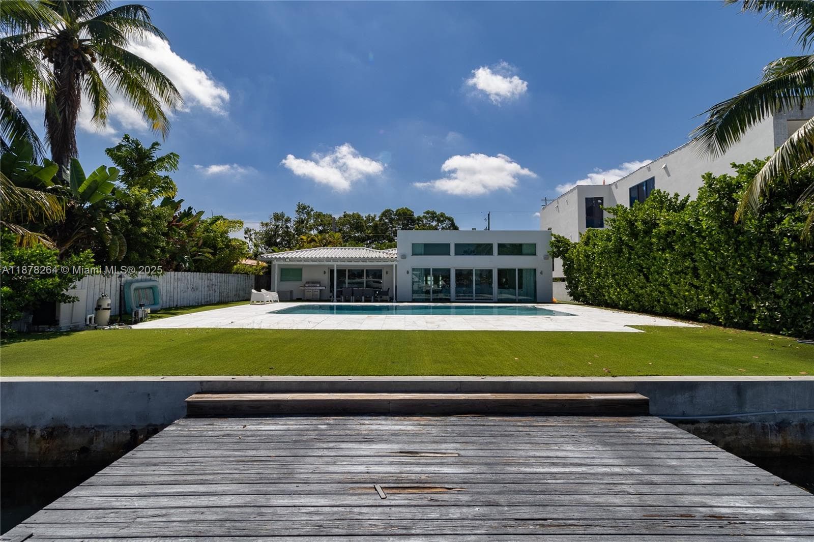 A11878264 — Miami Beach — 47