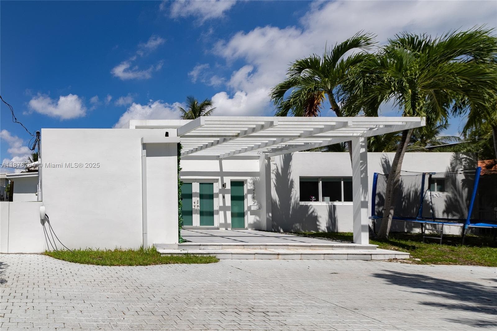 A11878264 — Miami Beach — 5