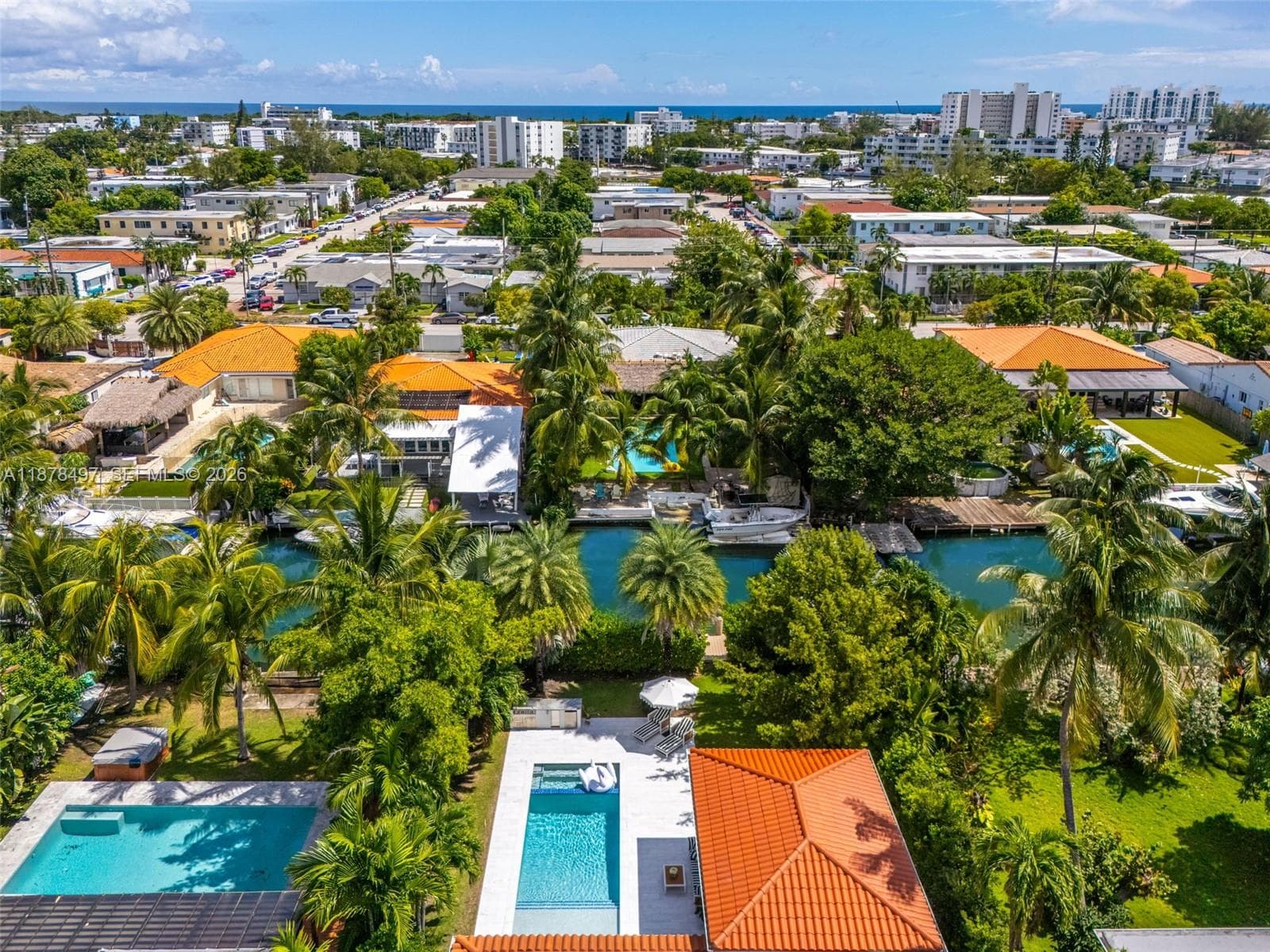 A11878497 — Miami Beach — 59