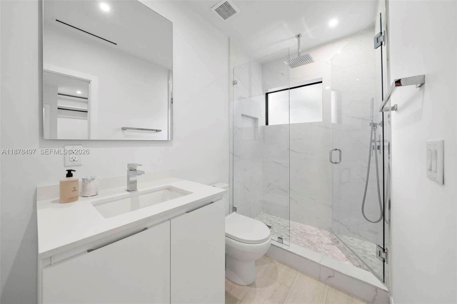 A11878497 — Miami Beach — 37