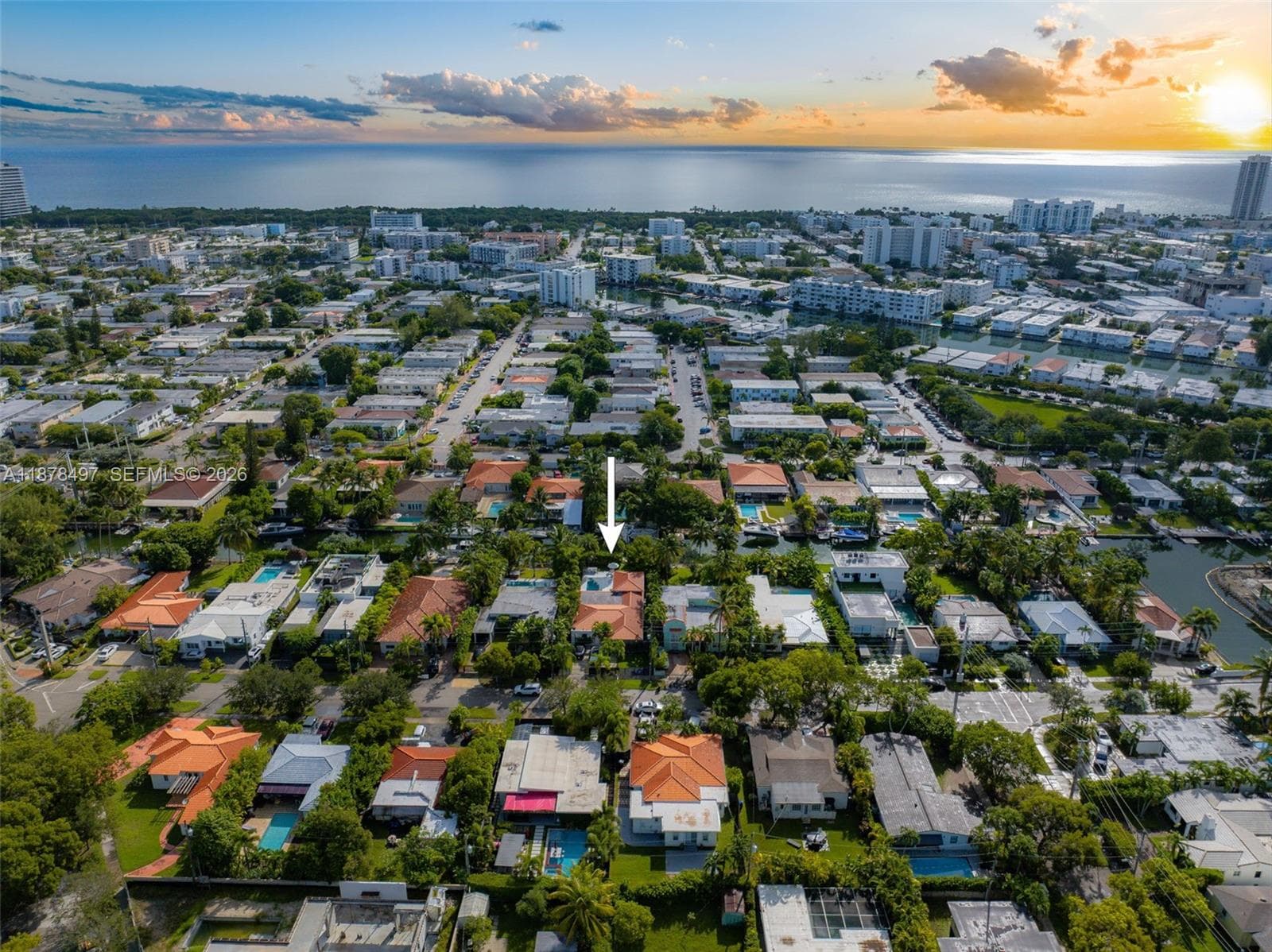 A11878497 — Miami Beach — 68