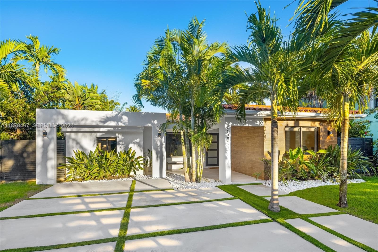 A11878497 — Miami Beach — 4