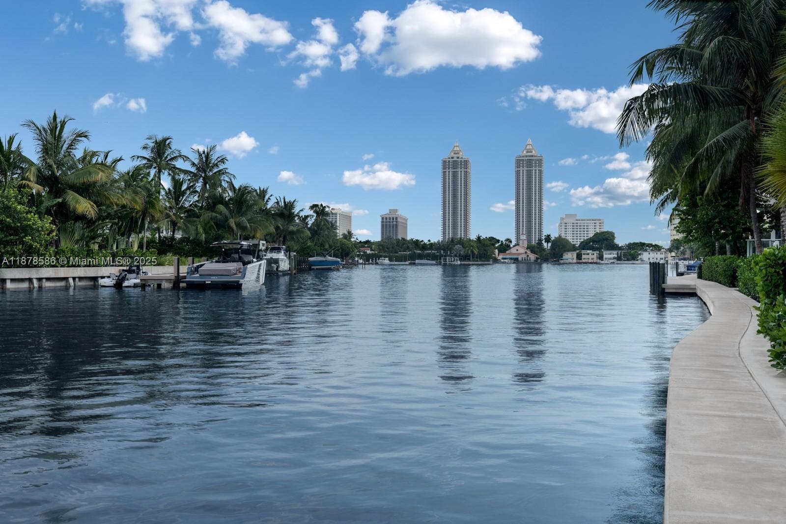 A11878586 — Miami Beach — 32