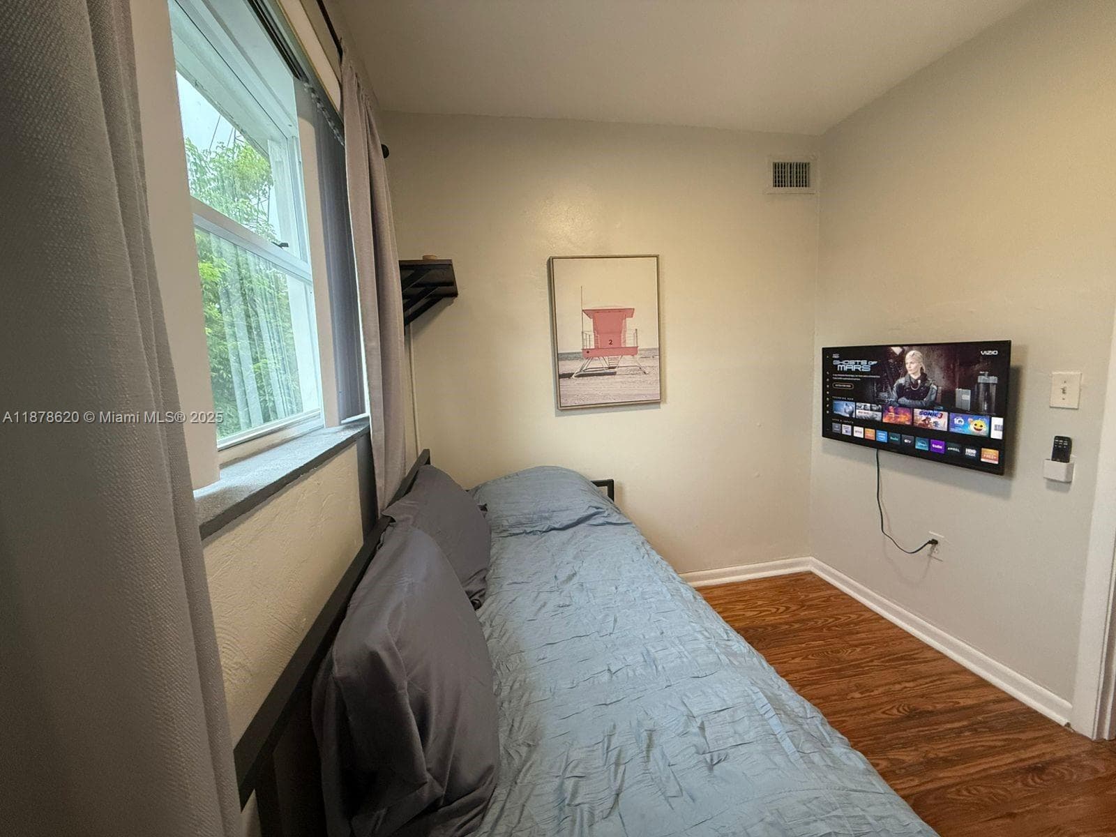 A11878620 — Miami Beach — 45