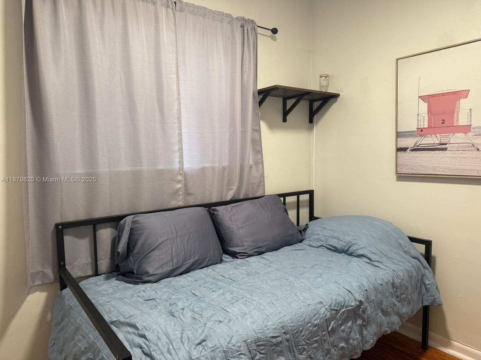 A11878620 — Miami Beach — 40