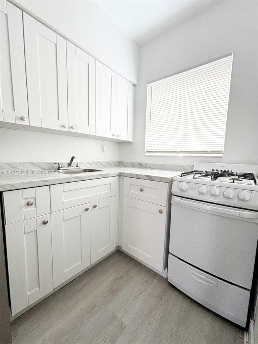 A11878760 — Miami Beach — 10