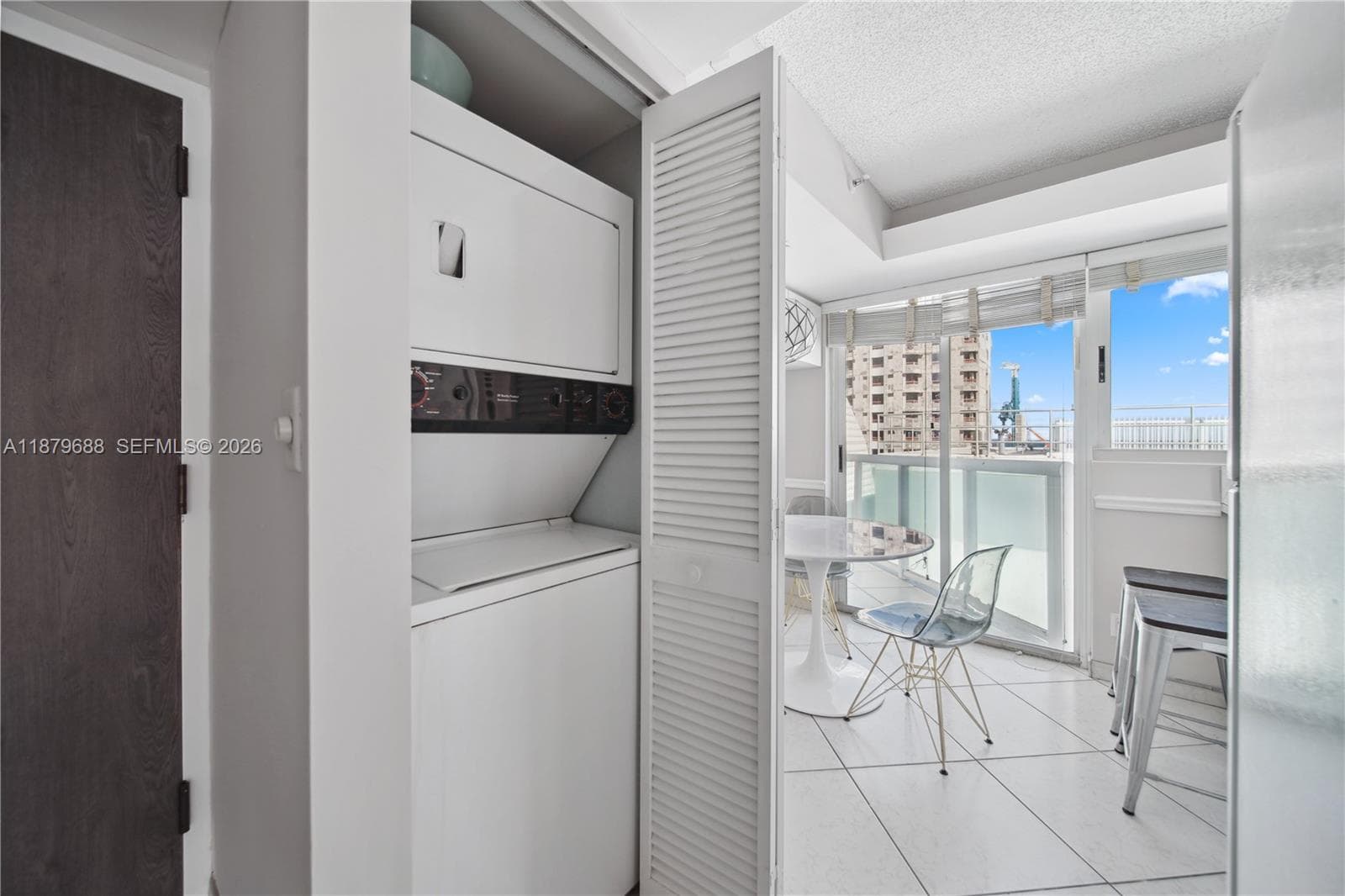 A11879688 — Miami Beach — 17