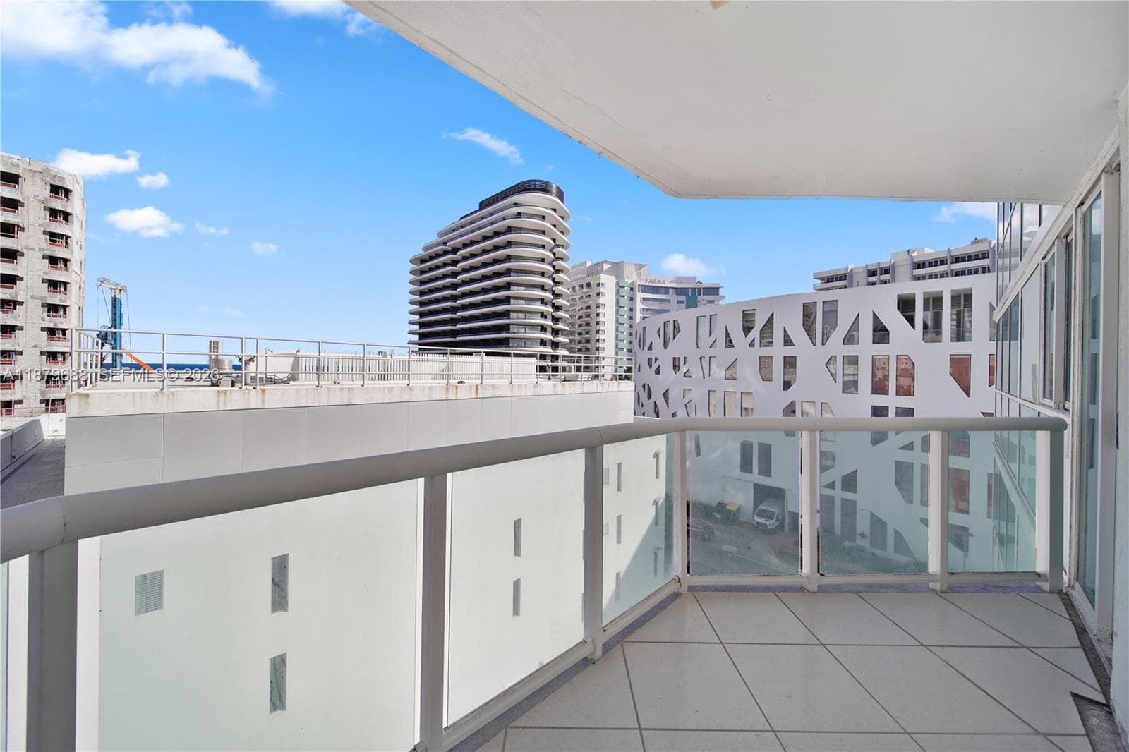 A11879688 — Miami Beach — 18