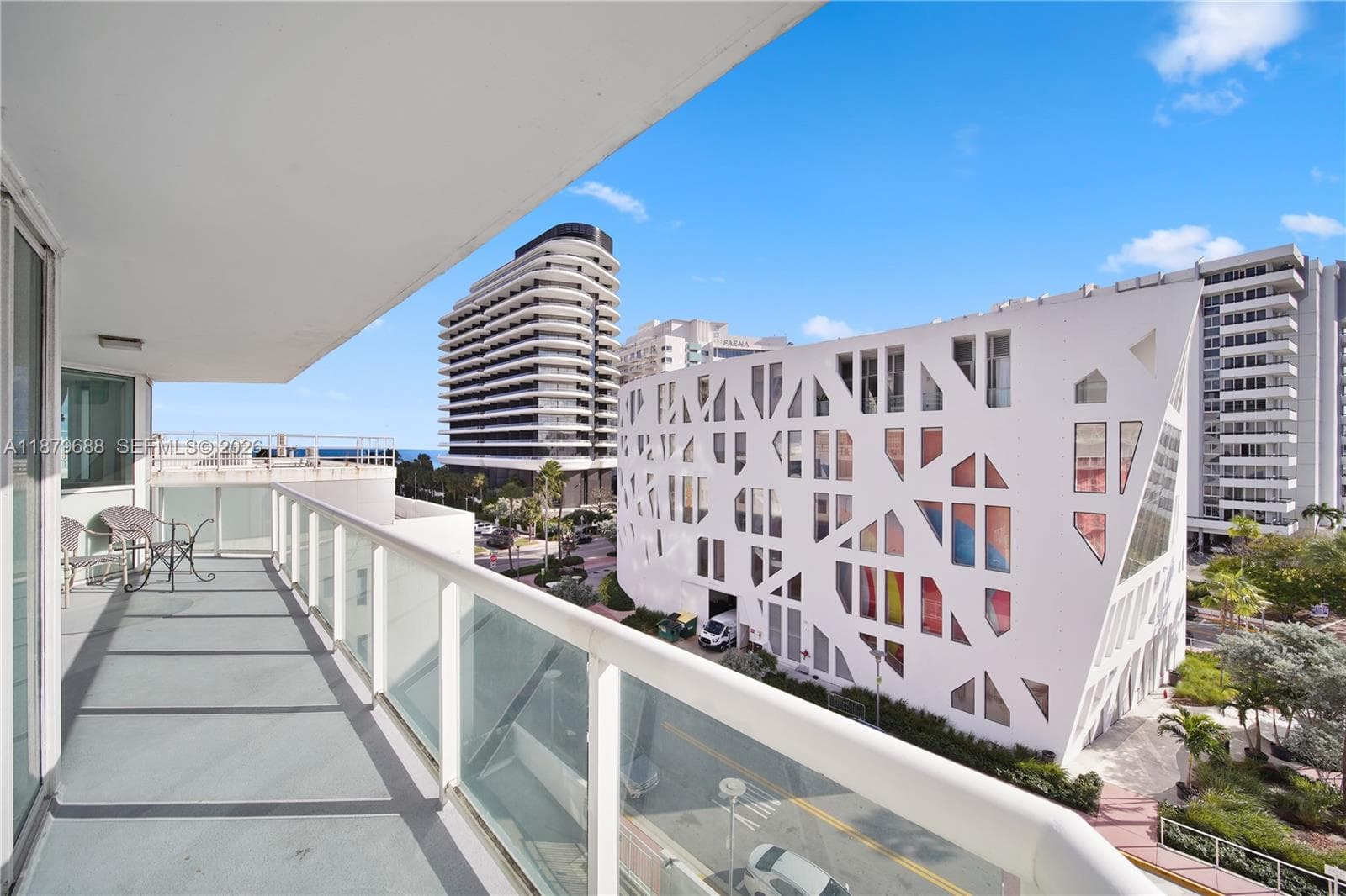 A11879688 — Miami Beach — 19