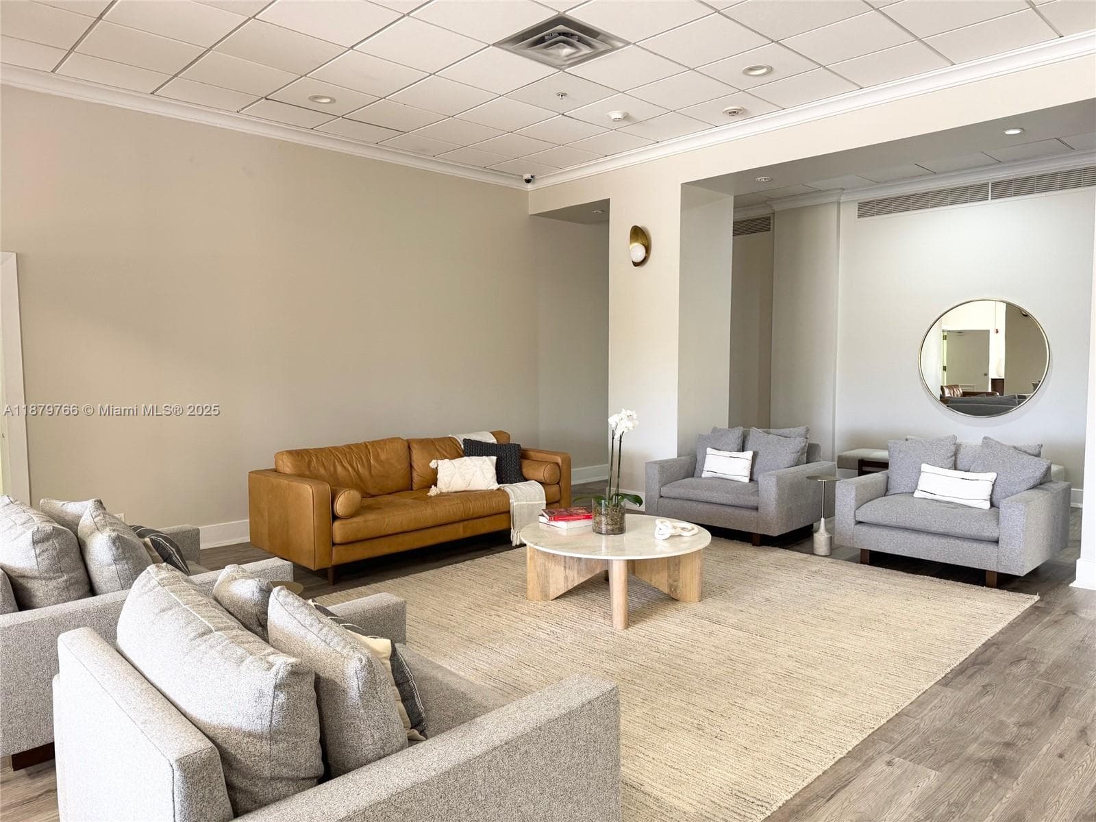 A11879766 — Miami Beach — 57