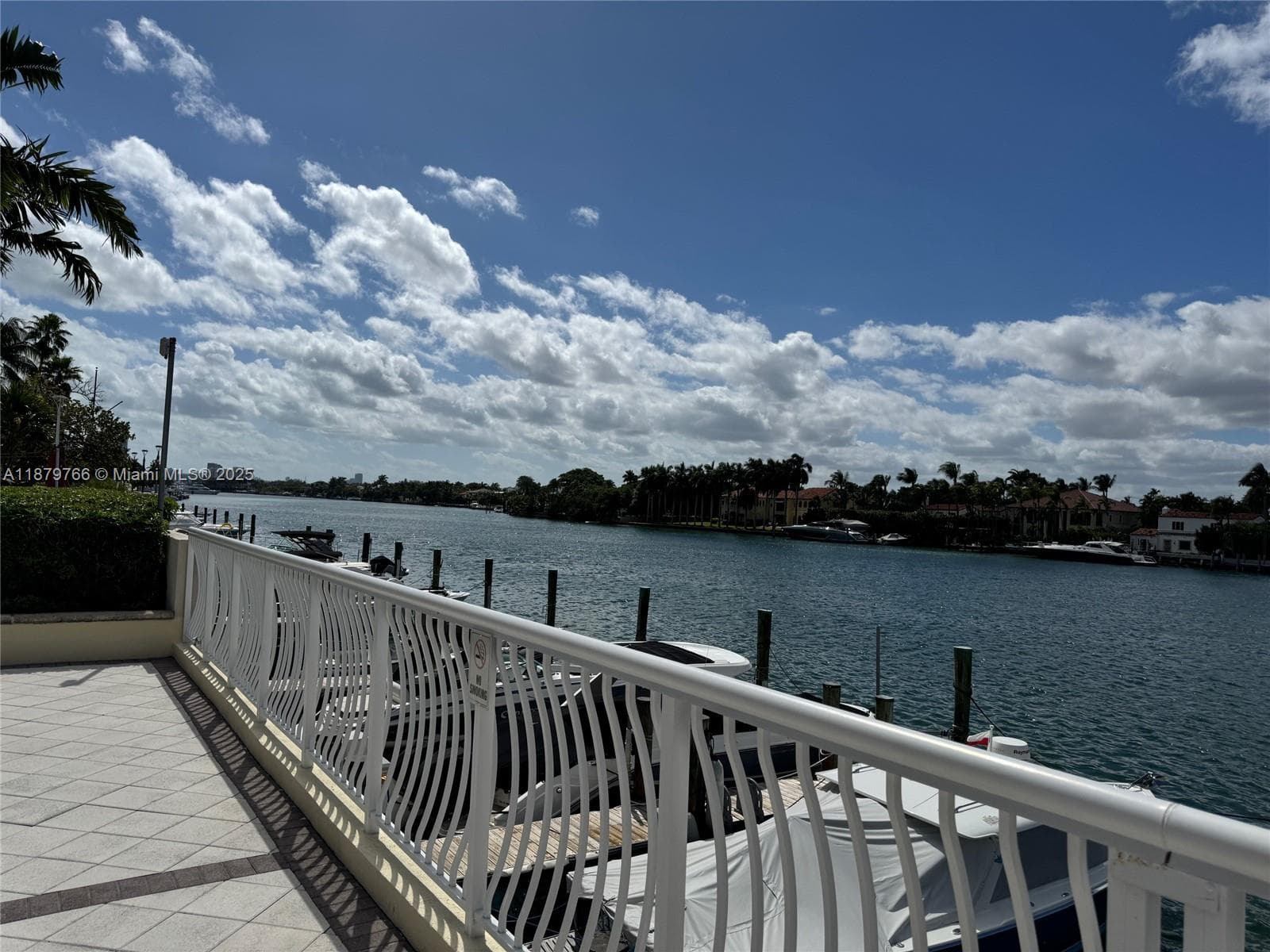 A11879766 — Miami Beach — 67