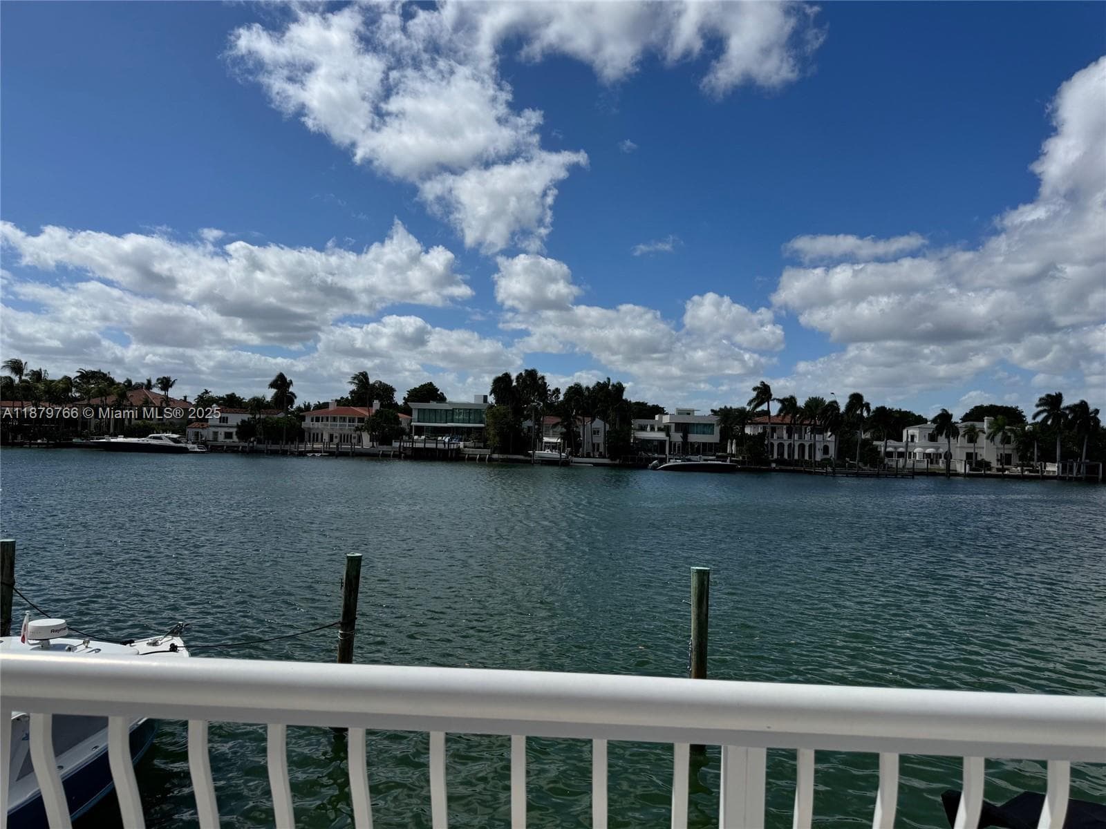 A11879766 — Miami Beach — 66