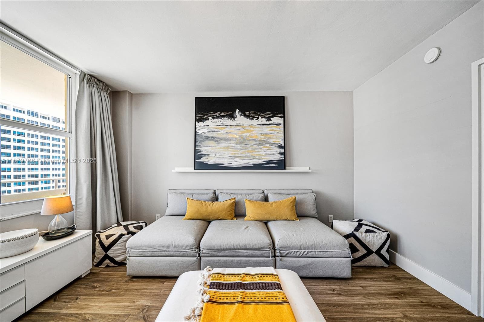 A11879766 — Miami Beach — 36