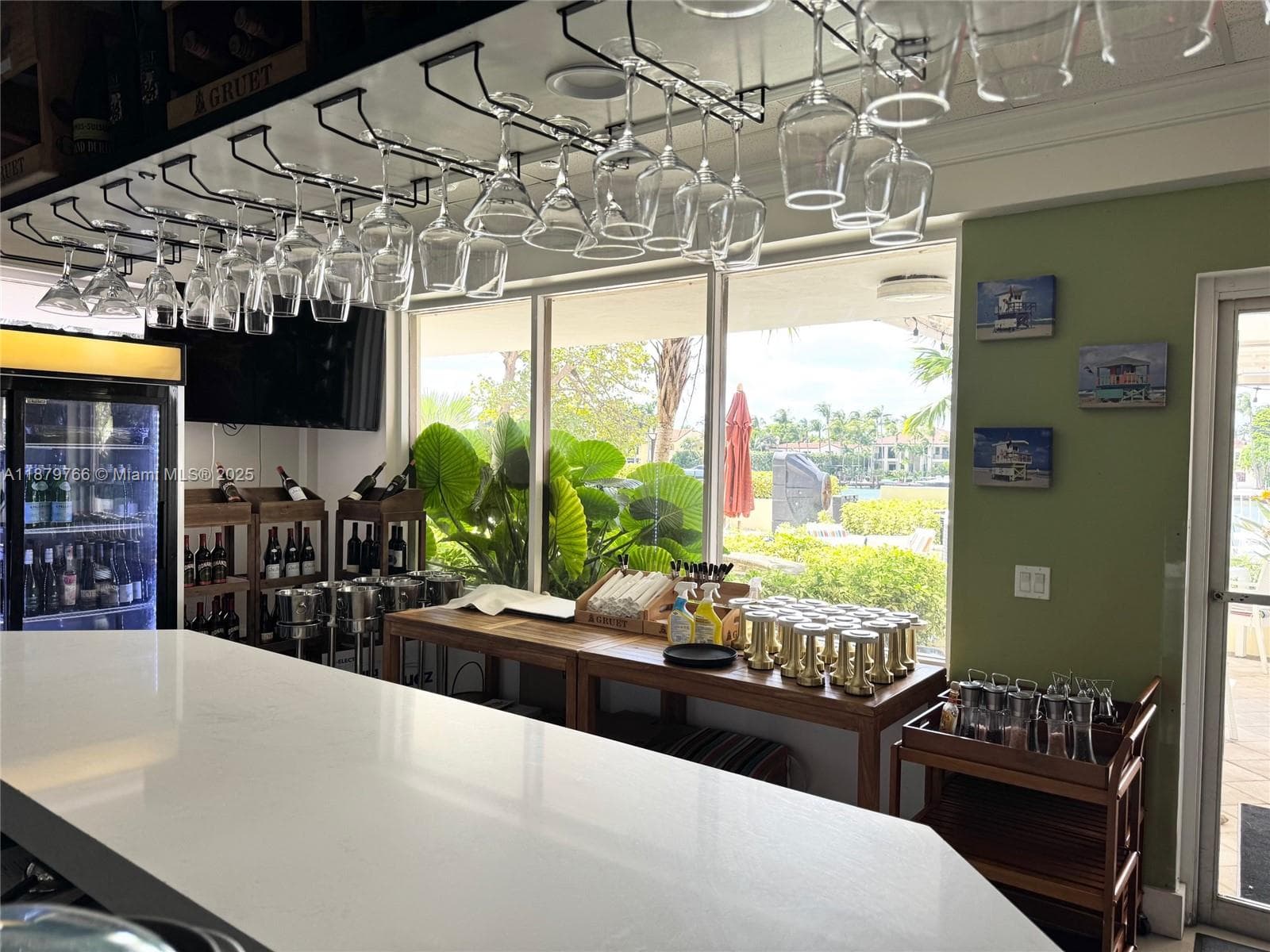 A11879766 — Miami Beach — 61