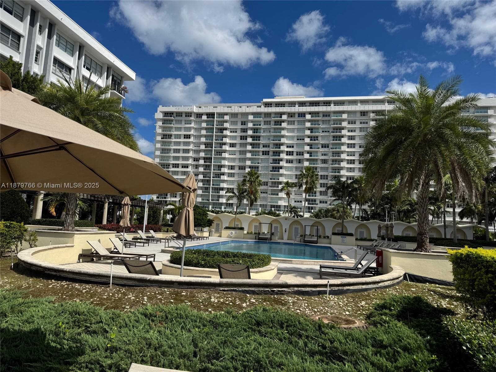 A11879766 — Miami Beach — 65