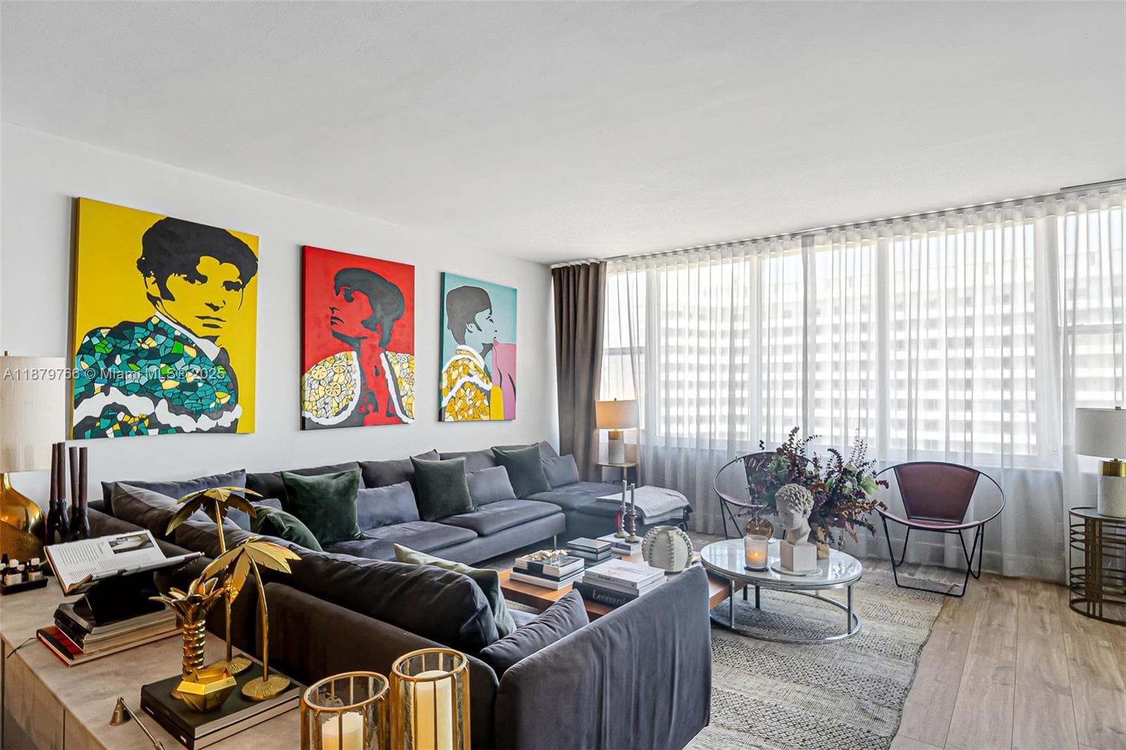 A11879766 — Miami Beach — 18