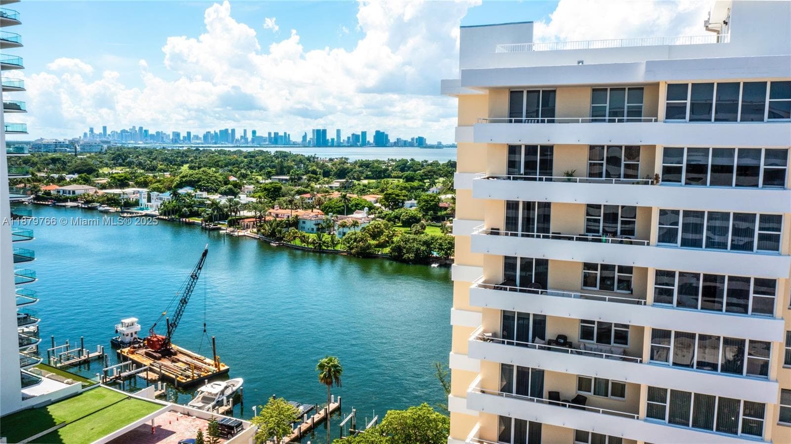 A11879766 — Miami Beach — 48