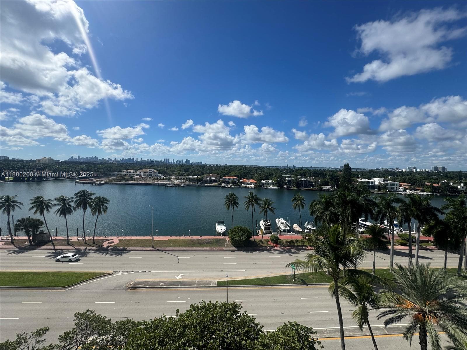A11880200 — Miami Beach — 19
