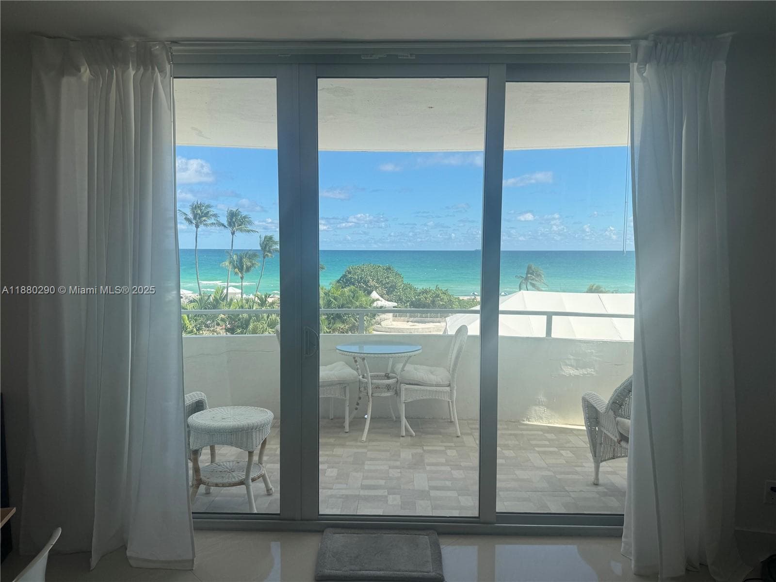 A11880290 — Miami Beach — 7