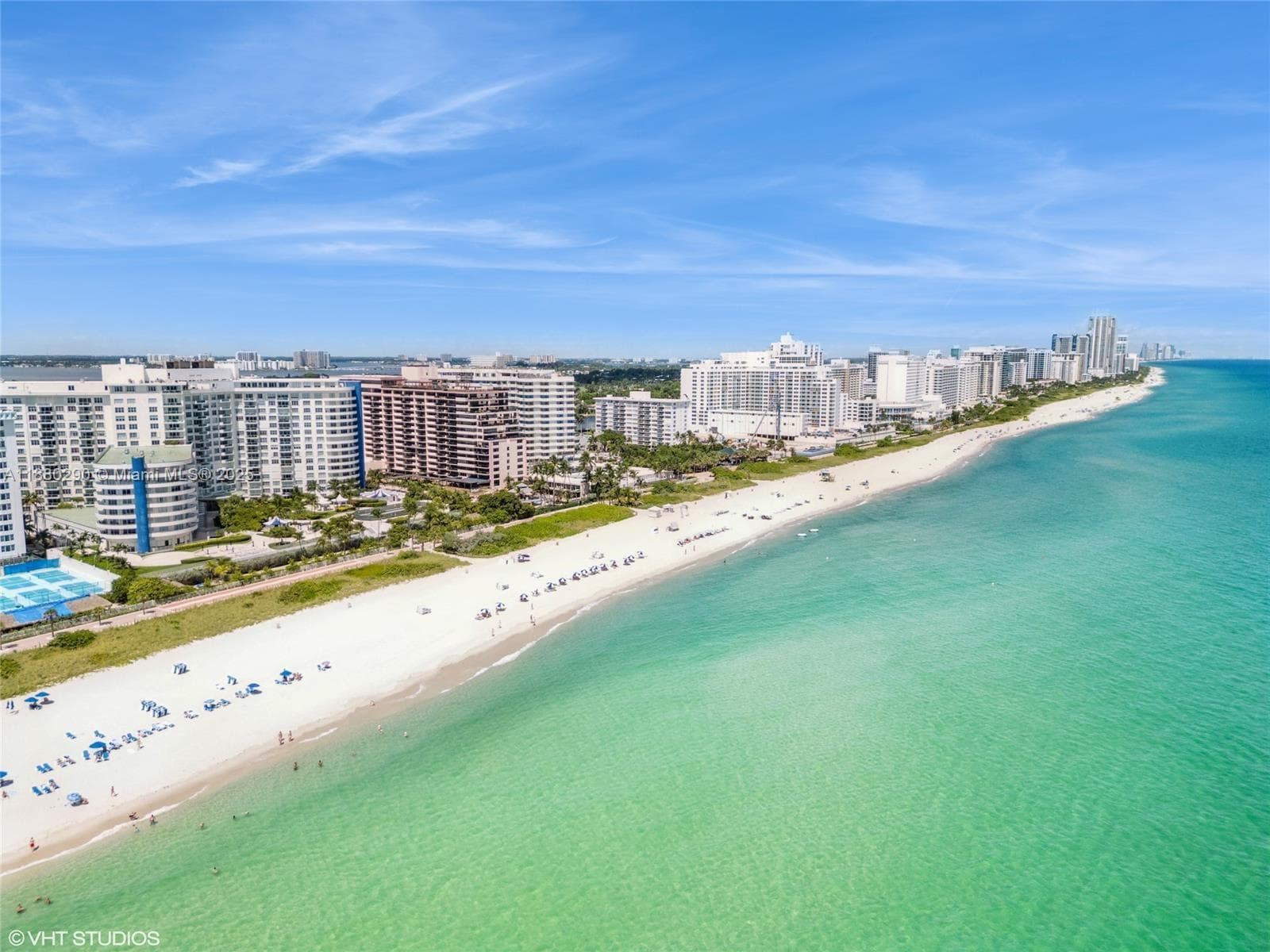 A11880290 — Miami Beach — 24