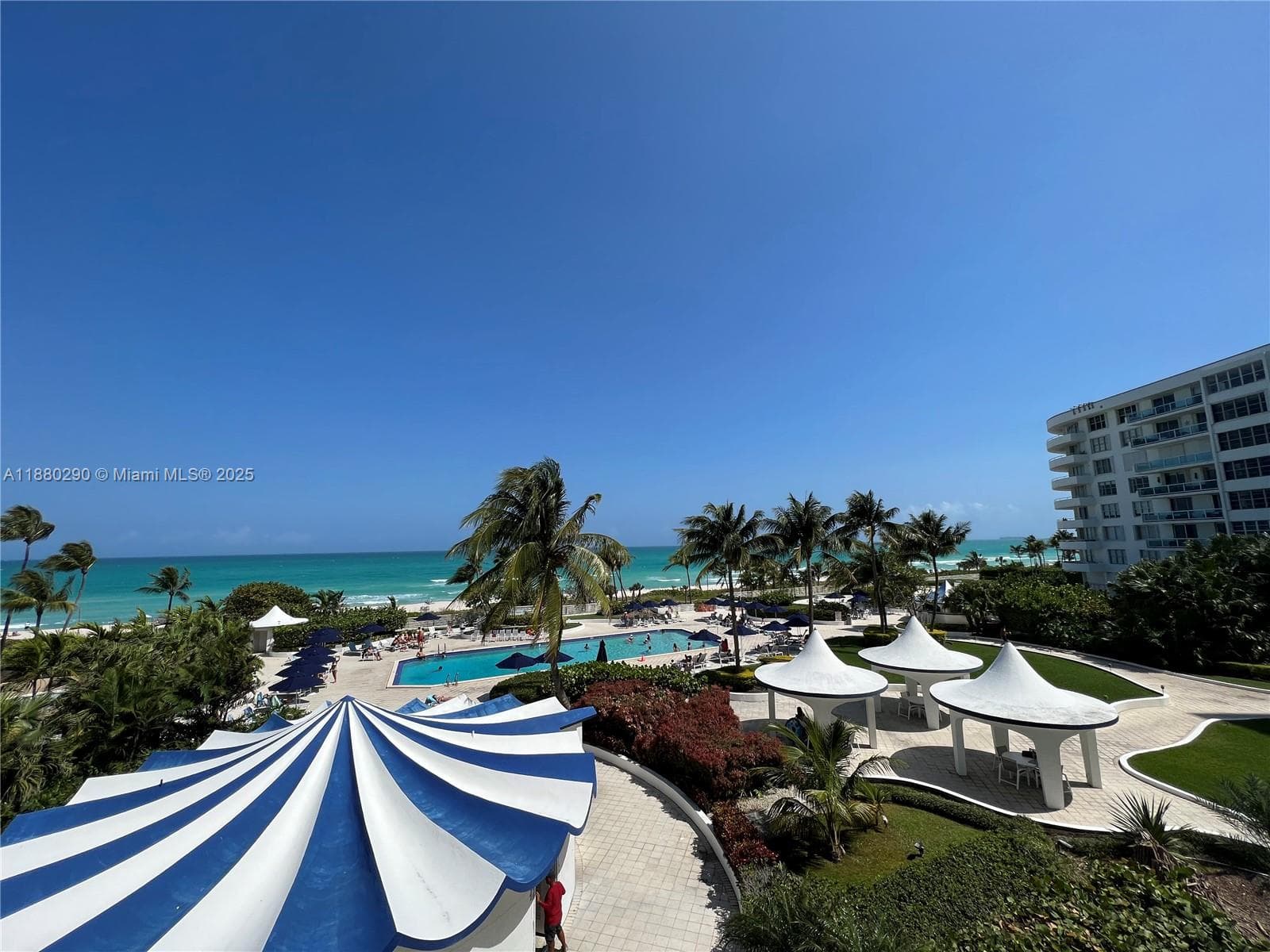 A11880290 — Miami Beach — 4