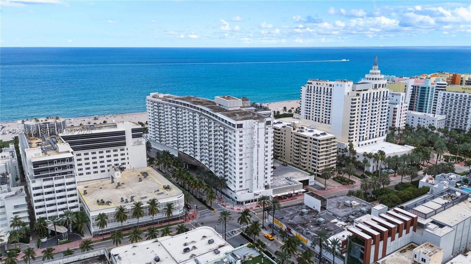 A11880816 — Miami Beach — 56