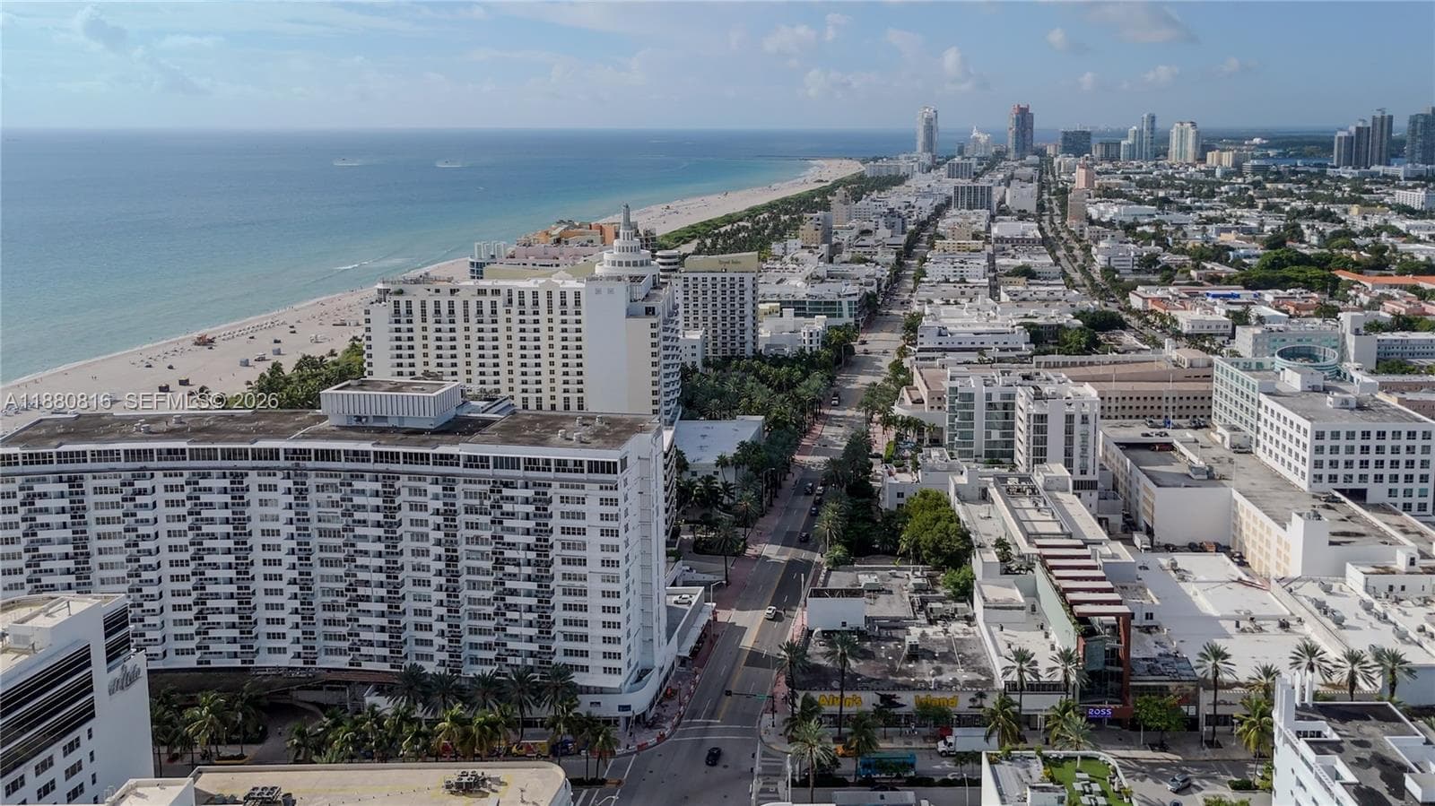A11880816 — Miami Beach — 51