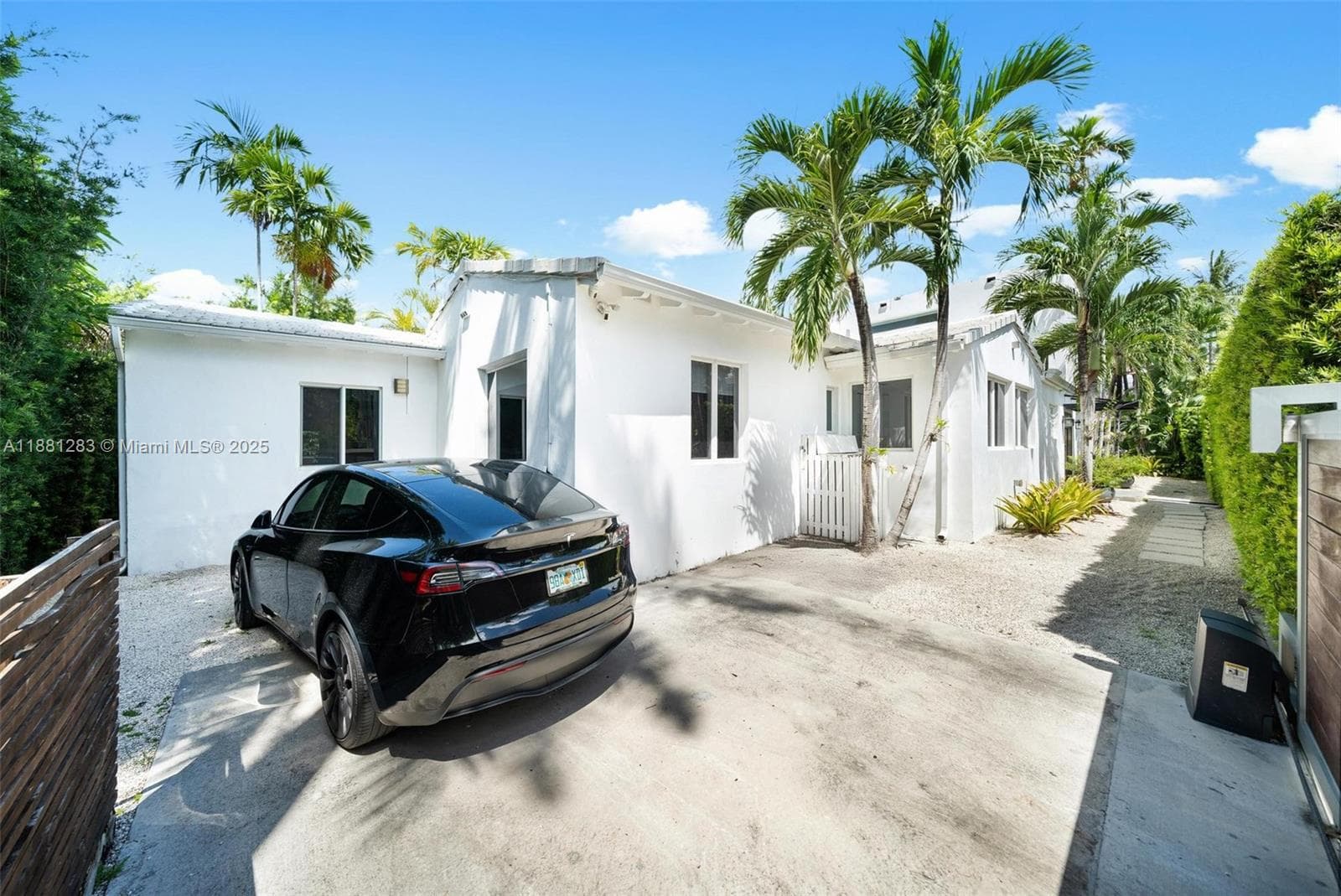 A11881283 — Miami Beach — 46