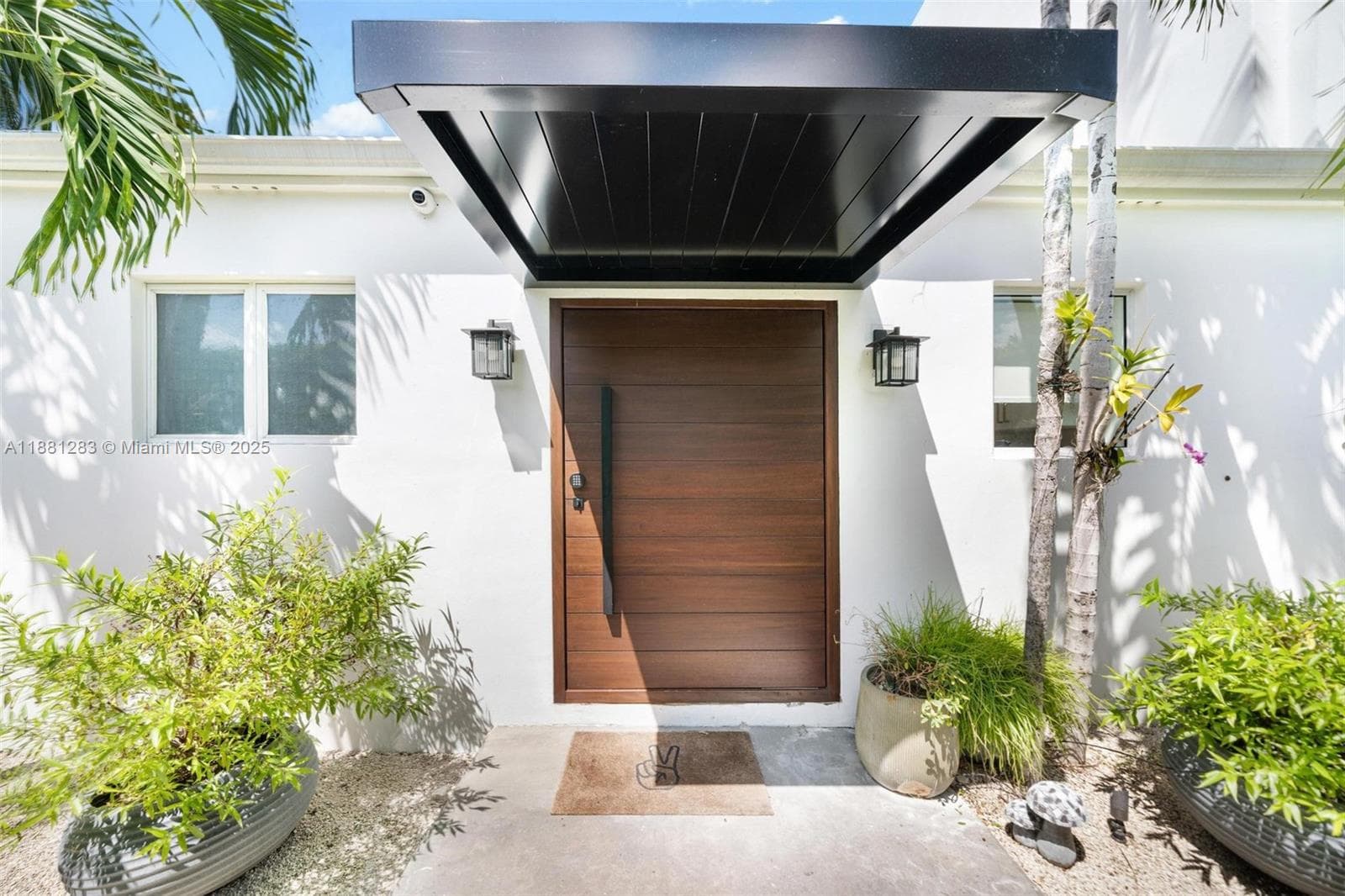A11881283 — Miami Beach — 44